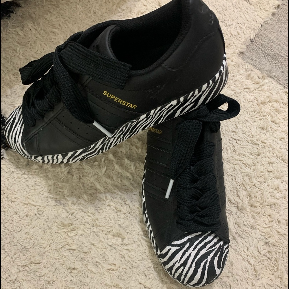 Adidas Superstar Tennis Shoes